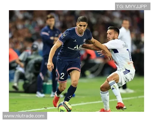 巴黎圣日耳曼迎来新主帅:恩波洛尼奥接棒,球队目标直指巅峰